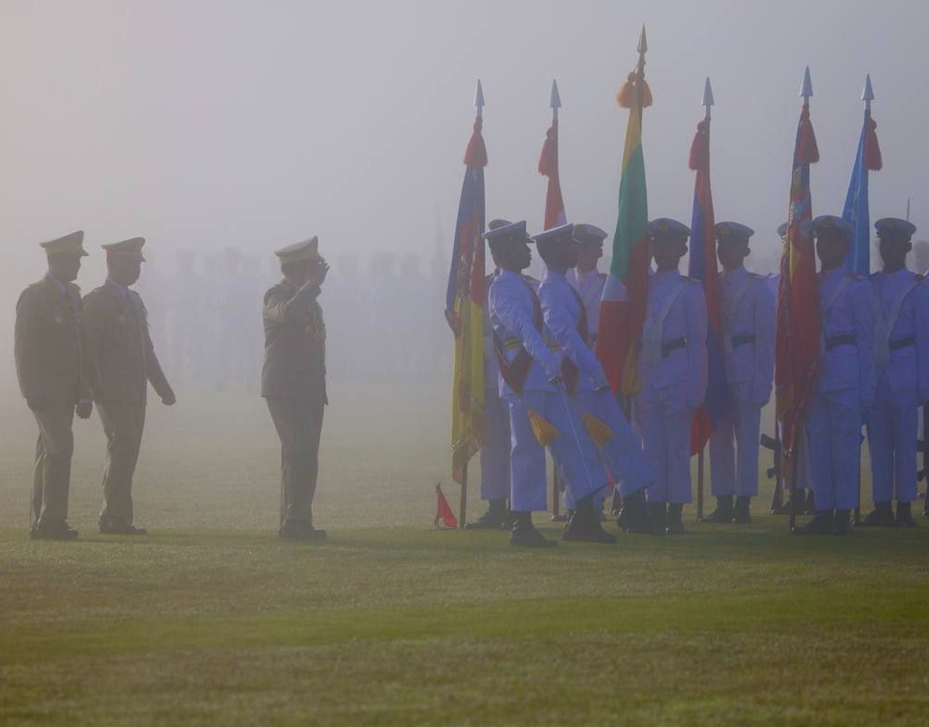 MNDAA ၊ TNLA ၊ AA အပါအဝင် တိုင်းရင်းသားများ လက်နက်ကိုင်လမ်းစဉ်ကို စွန့်လွှတ်ကြရန်  စစ်ခေါင်းဆောင် မင်းအောင်လှိုင်က ပြော