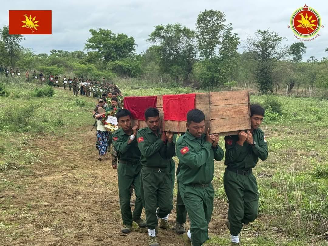 ရတနာပုံတော်လှန်ရေးတပ်ဖွဲ့ ​ခေါင်း​ဆောင်တဦးဖြစ်တဲ့ ခွန်စိုင်း(ခ)ဗိုလ်ဒေါင်းရဲ့ဈာပနပြုလုပ်