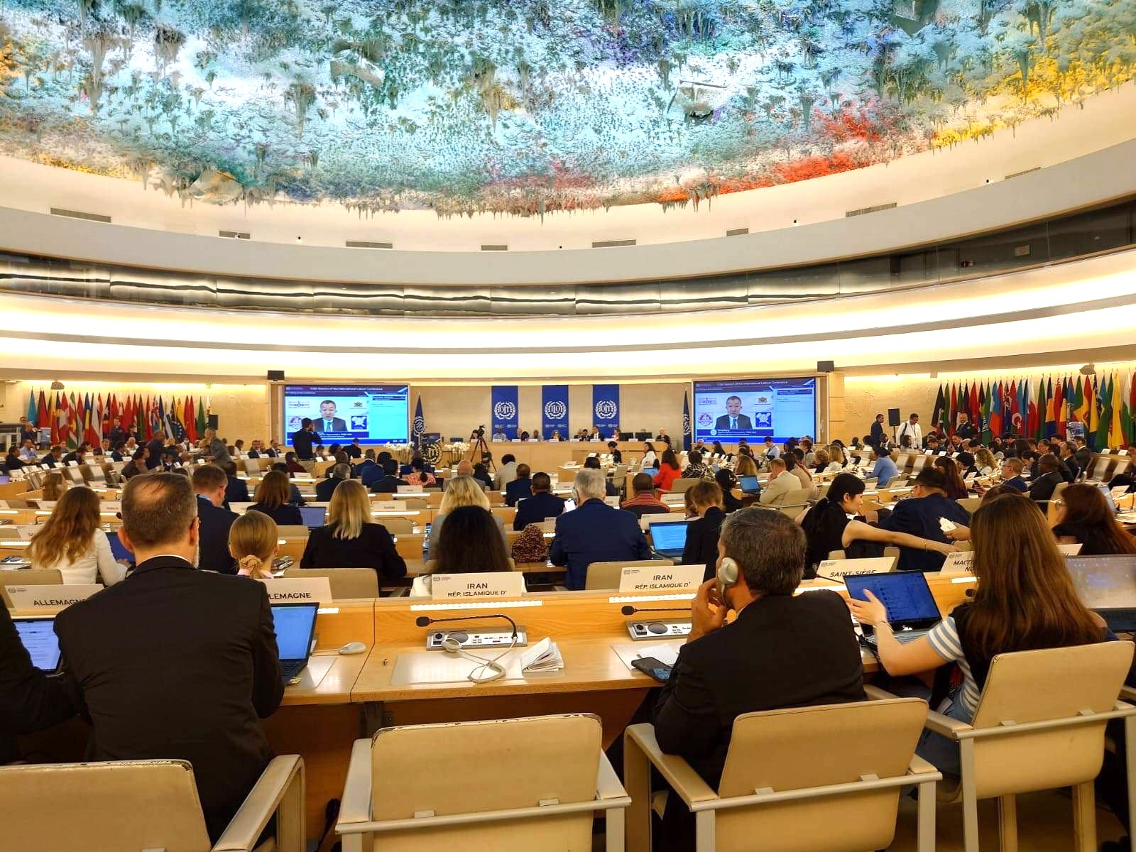 Breaking News- စစ်အာဏာသိမ်းထားသော စစ်ကောင်စီနှင့် မြန်မာနိုင်ငံကို ILO Article 33 အရ ပြင်းထန်သော ဒဏ်ခတ်ပိတ်ဆို့ အရေးယူရန် အပြည်ပြည်ဆိုင်ရာအလုပ်သမားအဖွဲ့ချုပ် ညီလာခံက အတည်ပြုဆုံးဖြတ်