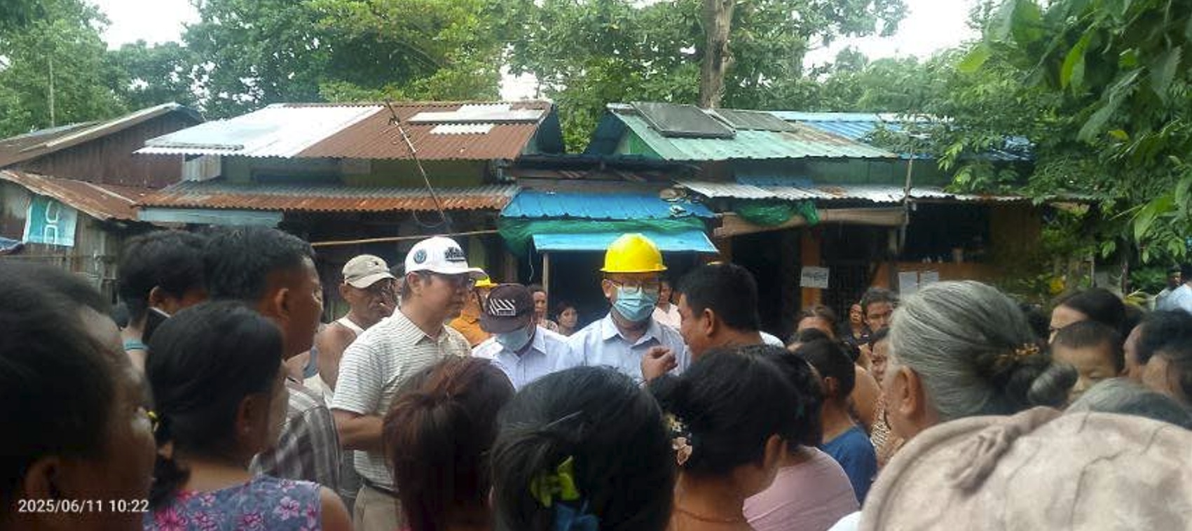 အလုံမြို့နယ်တွင် စစ်ကောင်စီက အလုံအပြည်ပြည်ဆိုင်ရာ ဆိပ်ခံတံတားတည်ဆောက်ရေး တိုးချဲ့ရန်ဟုဆိုကာ စောရန်ပိုင် အနောက်ရပ်ကွက်မှ အိမ်ခြေ ၅၀၀ ကျော်ကို အတင်းအကျပ် ပြောင်းရွှေ့ခိုင်း