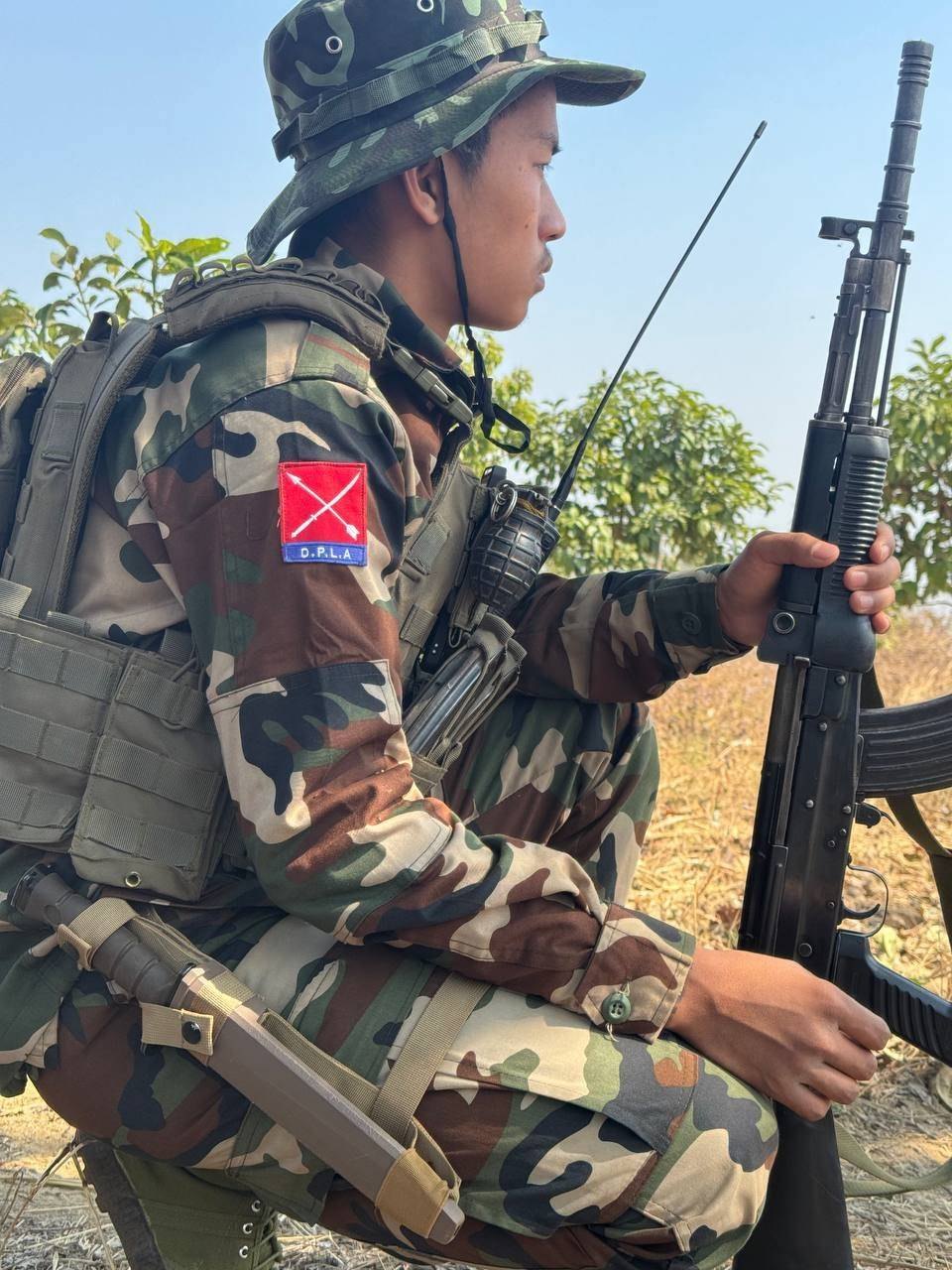 နောင်ချိုက ကံကြီးရွာနားမှာတိုက်ပွဲတွေ နေ့တိုင်းဖြစ်နေတယ်လို့ ဓနုတပ်ခေါင်းဆောင်ပြော