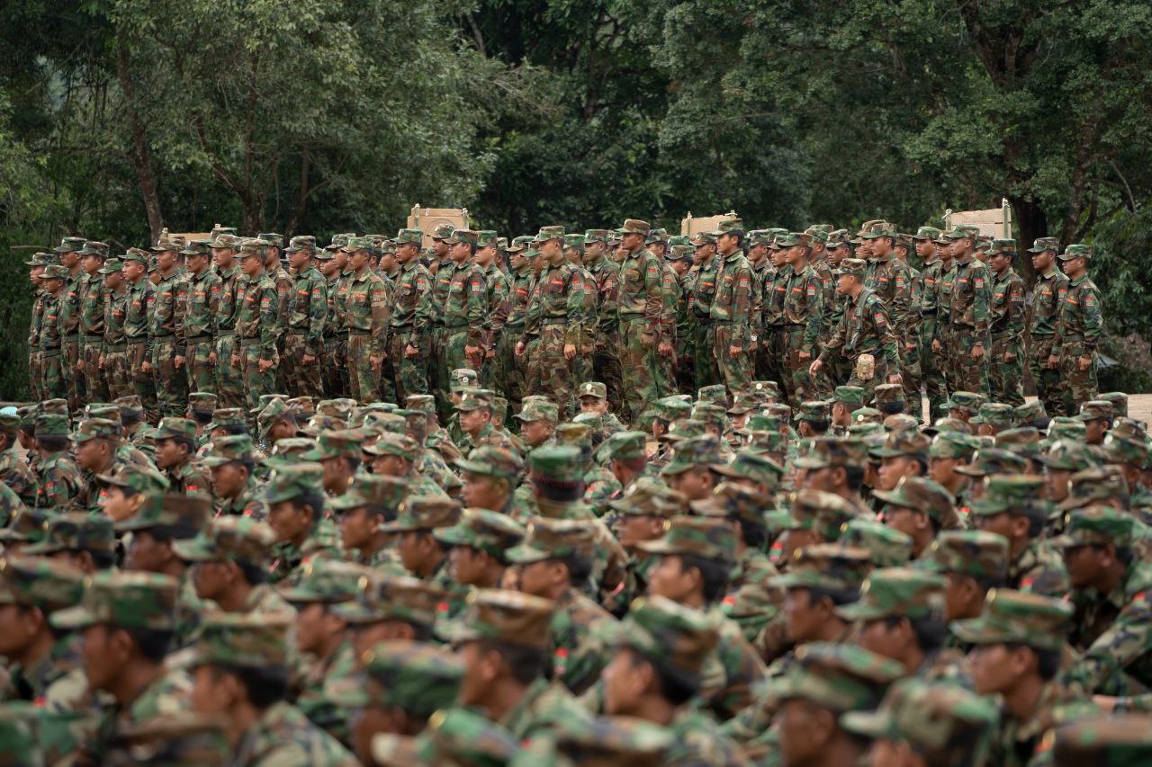 နောင်ချိုတိုက်ပွဲပြင်းထန်၊ စစ်​ကောင်စီတပ်  ထိခိုက်မှုများဟု DPLA ​ပြော ■စစ်တပ်က ပြင်ဦးလွင်စစ်တက္ကသိုလ်ကျောင်းတွေက ဗိုလ်လောင်းတွေ နဲ့ ရဲတပ်ရင်းတွေကရဲ​တွေကိုပါထုတ်ပြီးအသုံးပြုနေတယ်လို့ ဆို