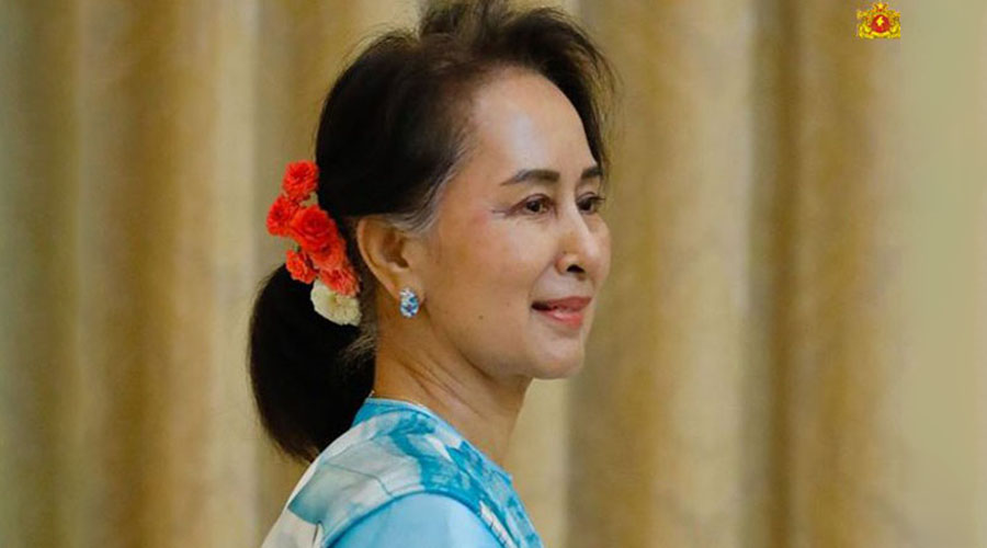 ဒေါ်အောင်ဆန်းစုကြည်ကို ချက်ချင်းလွှတ်ပေးရန်  မြန်မာနိုင်ငံရှေ့နေများကောင်စီ တောင်းဆို