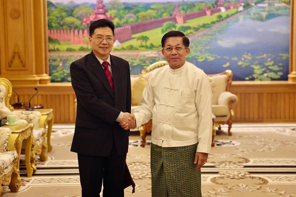 နောင်ချိုတွင် စစ်ကောင်စီနှင့် TNLA တိုက်ပွဲများ ပြင်းထန်နေချိန် တရုတ်ခေါ်တွေ့ပြီး အပစ်ရပ်ရန် ပြော… နောင်ချိုကို လက်လွှတ်မှာမဟုတ်ဘဲ ကဏ္ဍပေါင်းစုံမှ ခုခံကာကွယ်ဖို့ ပြင်ဆင်နေဟု TNLA ပြော