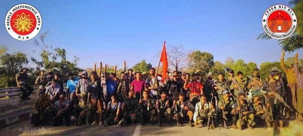 မကွေးနှင့်ရခိုင်ကို ဆက်ထားသည့် အမ်း-ပဒါန်းလမ်းပိုင်းအပါအဝင် လမ်းပိုင်း ၂ ခုမှာ စစ်ရေးဖော်ဆောင်မှုတွေ လုပ်ဆောင်နေ၊ စစ်ကောင်စီတပ်မှ ၂၅ ဦးထက်မနည်းသေဆုံးပြီး ၆၀ ဦးကျော် ထိခိုက်ဒဏ်ရာရရှိခဲ့…