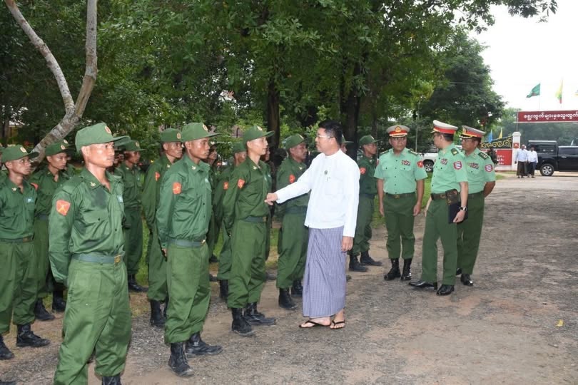 ထူးကြီးတွင် စစ်မှုထမ်းငှားရမ်းခ ကျပ်သိန်း ၁၇၀ အထိပေါက်စျေးရှိ၍ ငွေမပေးနိုင်ပါက နေအိမ် ချိပ်ပိတ်မည်ဟု အုပ်ချုပ်ရေးမှူးနှင့်အဖွဲ့ ခြိမ်းခြောက်