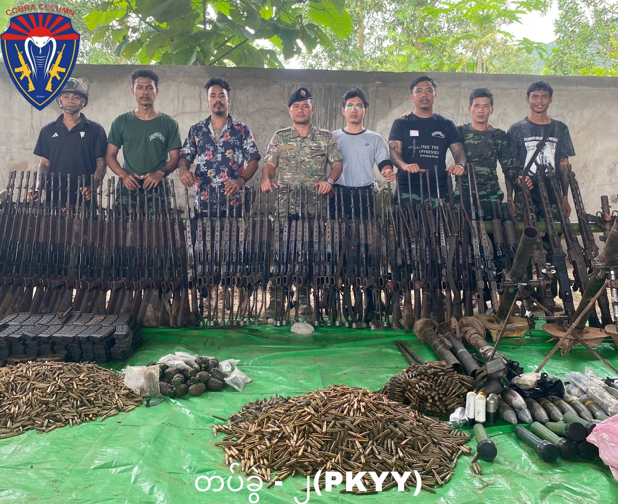 စစ်သား ၁၀၀ နီးပါး ထွက်ပြေးသွားသော ဥကရစ်ထ စခန်းသိမ်းတိုက်ပွဲမှ လက် နက်ခဲယမ်းအများအပြား ရရှိ၊ ထိုင်း-မြန်မာနယ်စပ် တစ်ခုလုံးကို သိမ်းပိုက်ရန် စစ်တပ်စခန်း ၂ ခုသာ ကျန်တော့