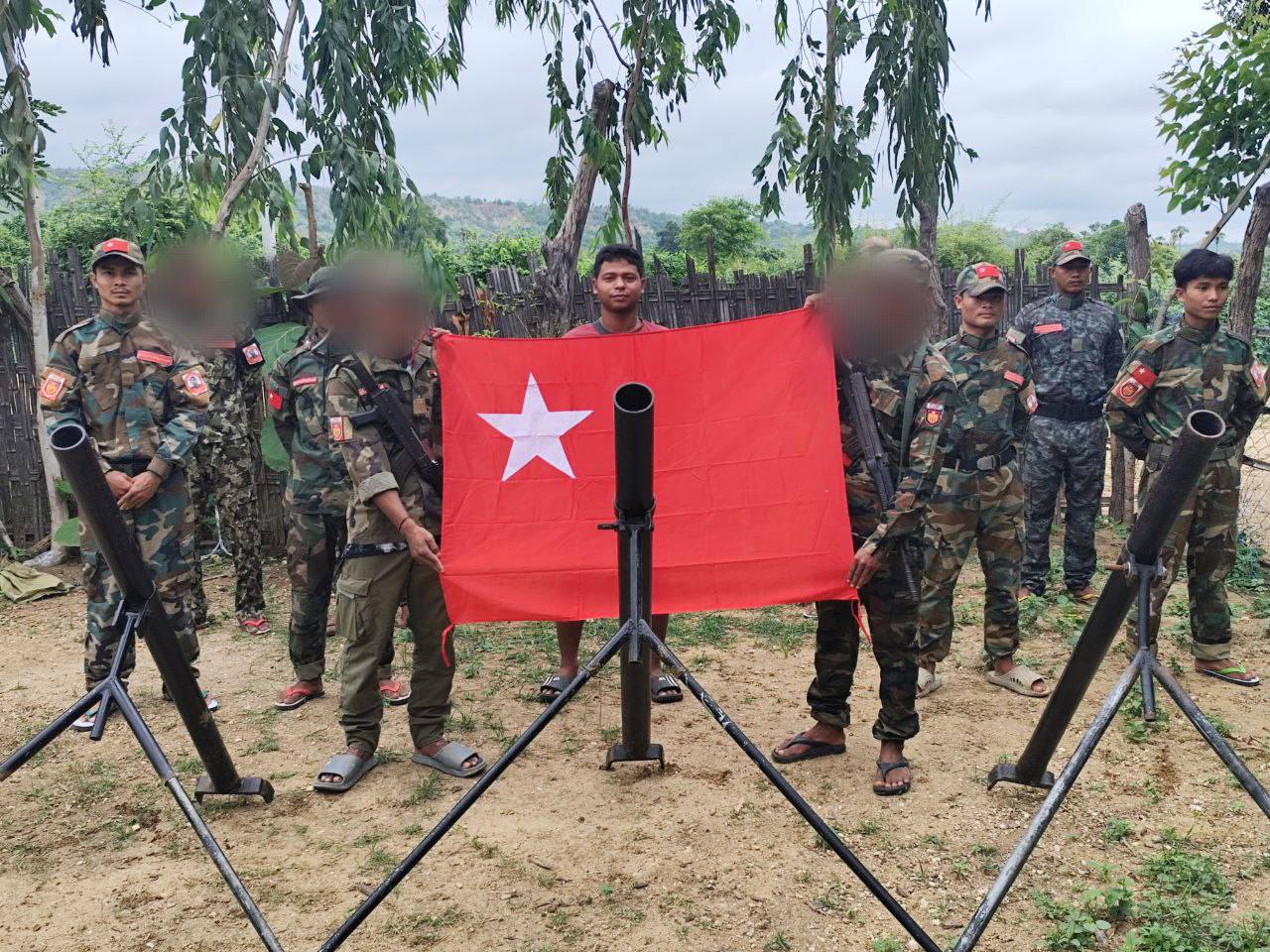 ◼️ဆိပ်ဖြူမှာ စစ်တပ်ယာဉ်တန်းနဲ့ အထိုင်စခန်းတွေကို တိုက်ခိုက်ရာ စကစ ၁၀ ဦးသေဆုံး