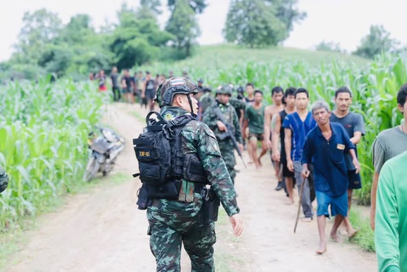 ဥကရစ်ထစစ် စခန်းကစစ်သား ၁၀၀ ခန့် ထိုင်းဘက်ထွက်​ပြေး