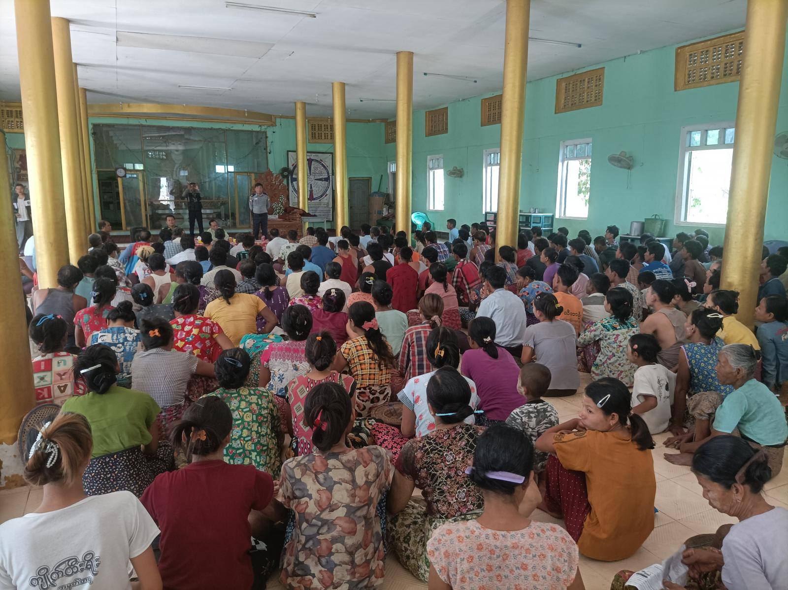 မန္တလေးတွင် လူငယ်များကို စစ်မှုထမ်းခိုင်းရန် မဲနှိုက်ပွဲများ ပြုလုပ်ပြီး လူငယ်များအားလုံး ဗလာမပါသော စစ်မှုထမ်း မဲများပေါက်