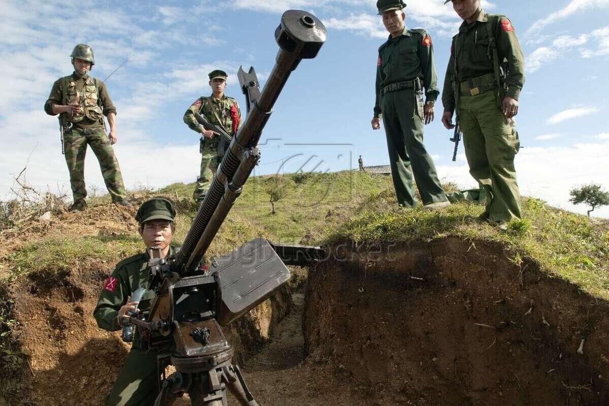 ဖားကန့်တွင်စစ်ရေးတင်းမာ၊ ဗန်းမော်တွင် လက်နက်ကြီးများဖြင့် အပြန် အလှန်ပစ်ခတ်နေဟု KIAပြော